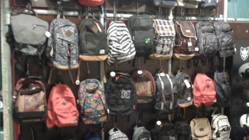 Rucksäcke im Titus Skateshop Münster