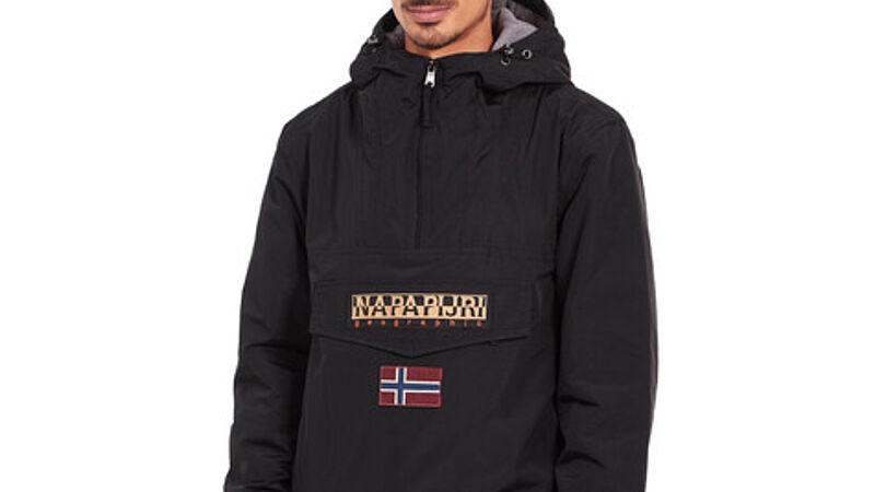 Napapijri Rainforest Winter Jacke in vielen Fraben bei Titus Bamberg in der Luitpoldstrasse erhältlich