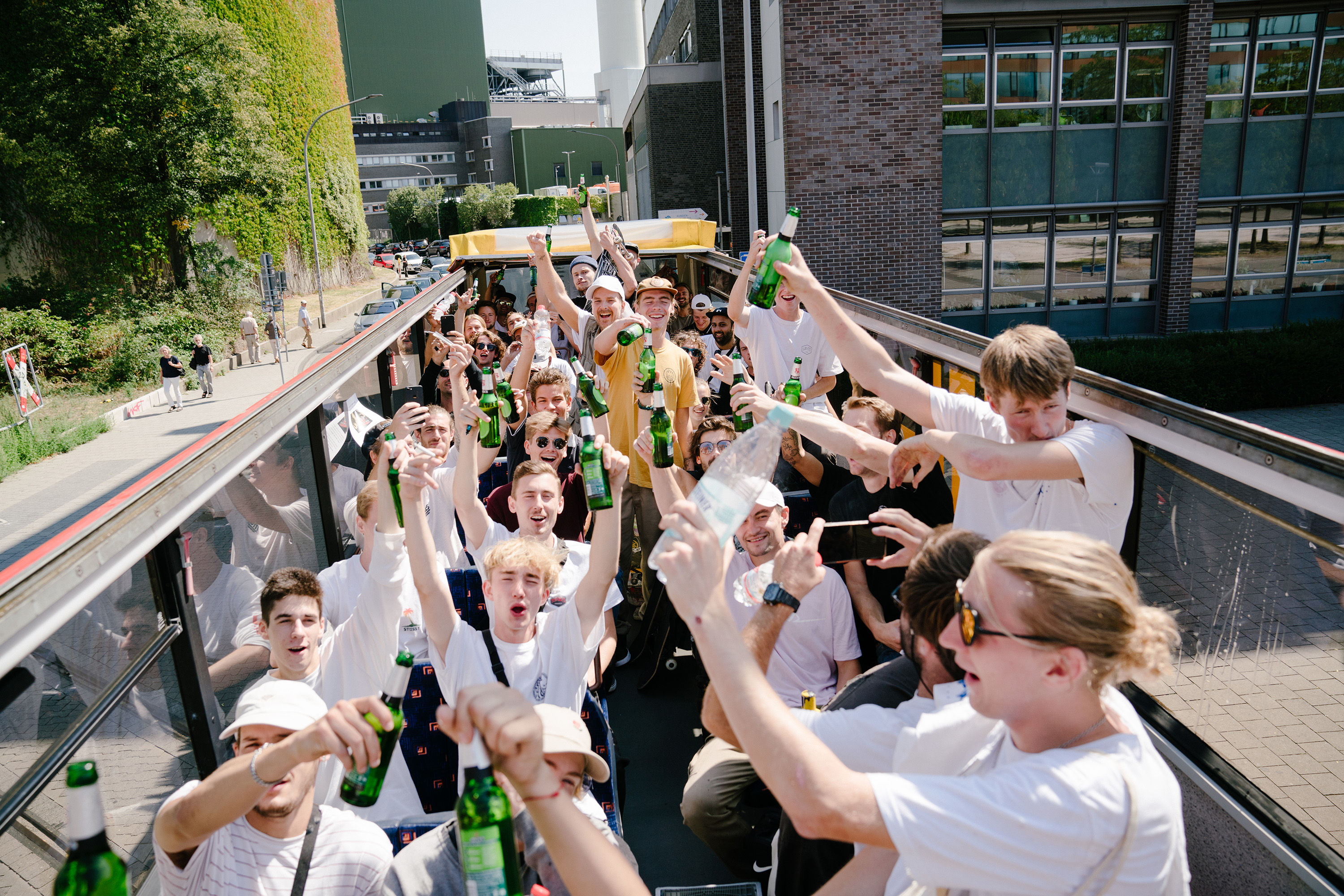 BusDeck01.jpg