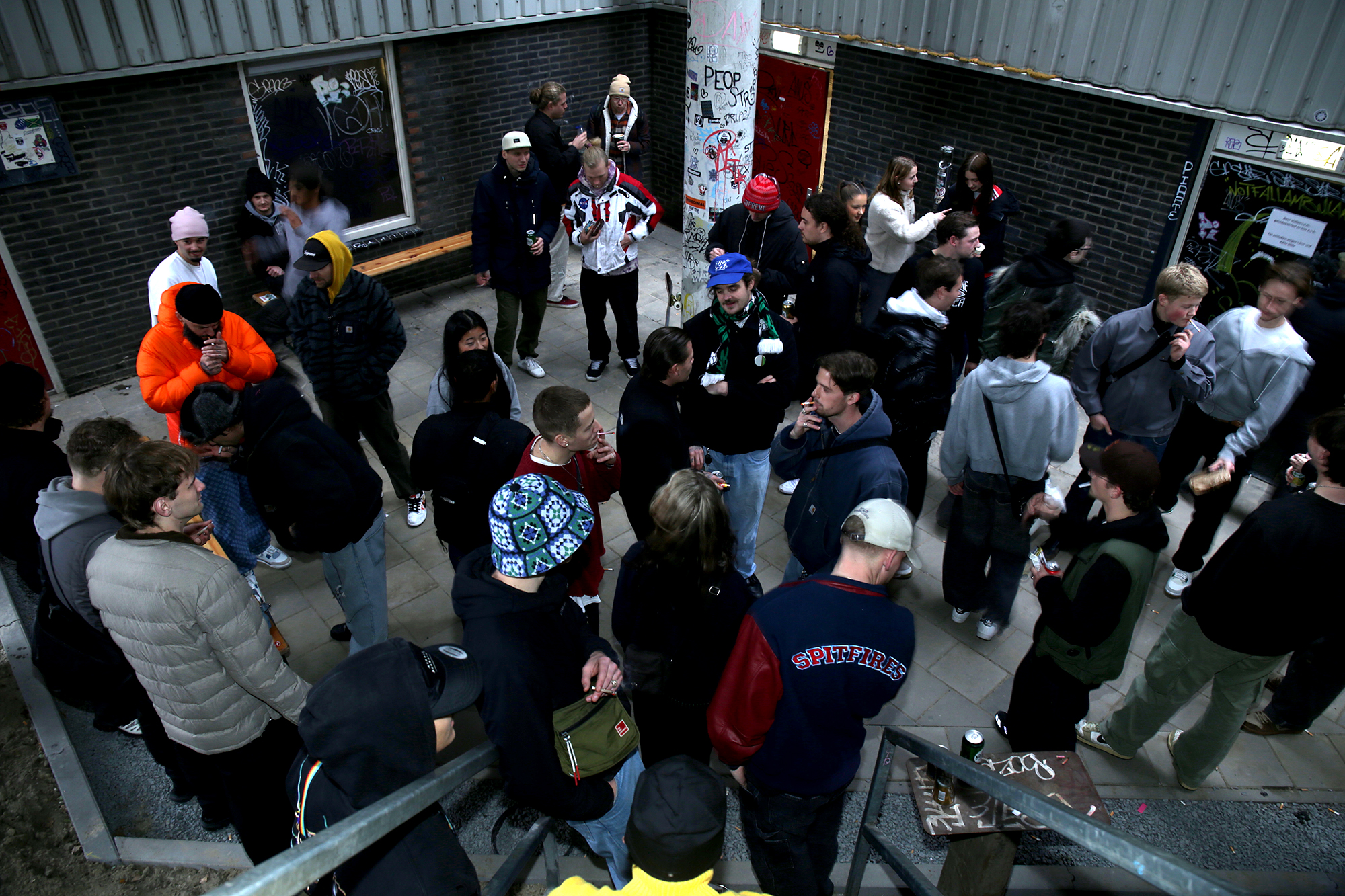ChillingOutside_Enschede2024_Gentsch_adj_.jpg
