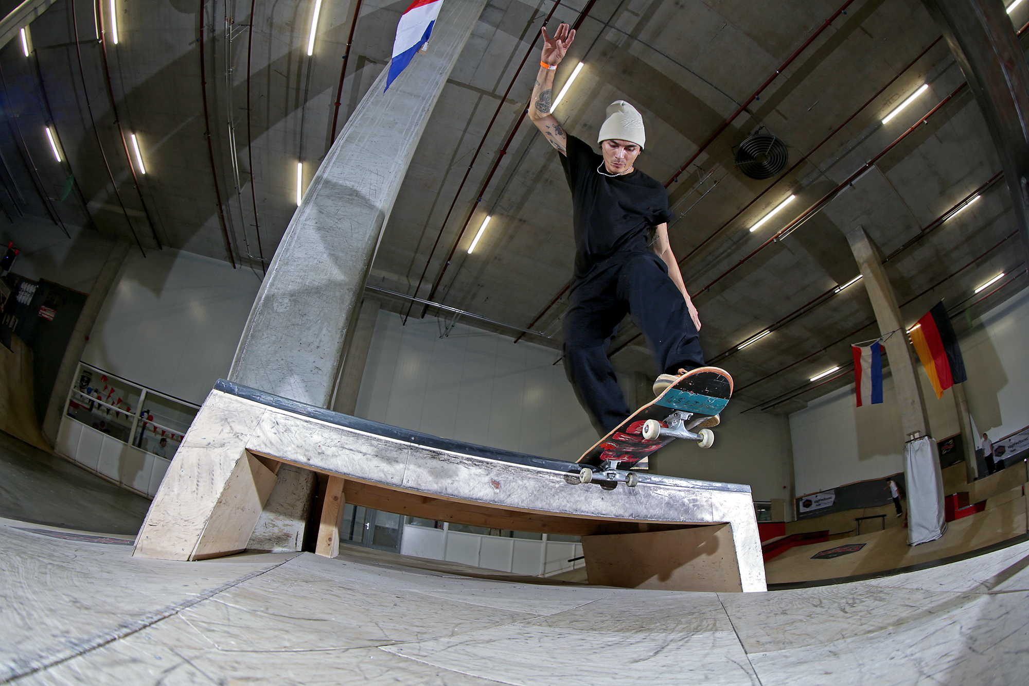 DennyPham_SwBsTailslide_Enschede_Gentsch.jpg