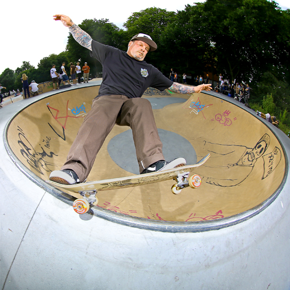EricDressen_Fs5-0Grind_adjsml__Osnabrueck_01.jpg
