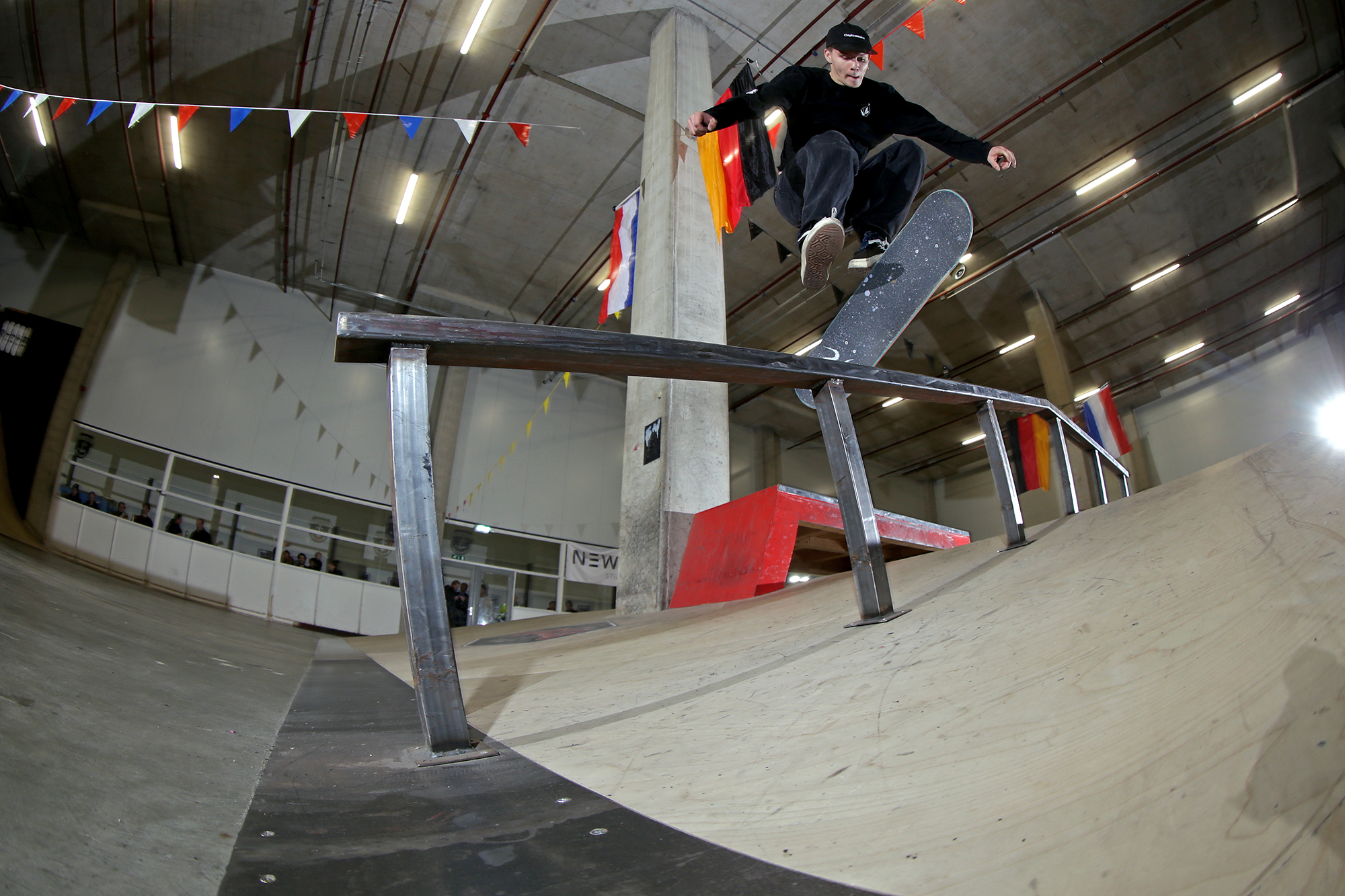 HenryAlberts_360Flip50Grind_Gentsch_adj_.jpg
