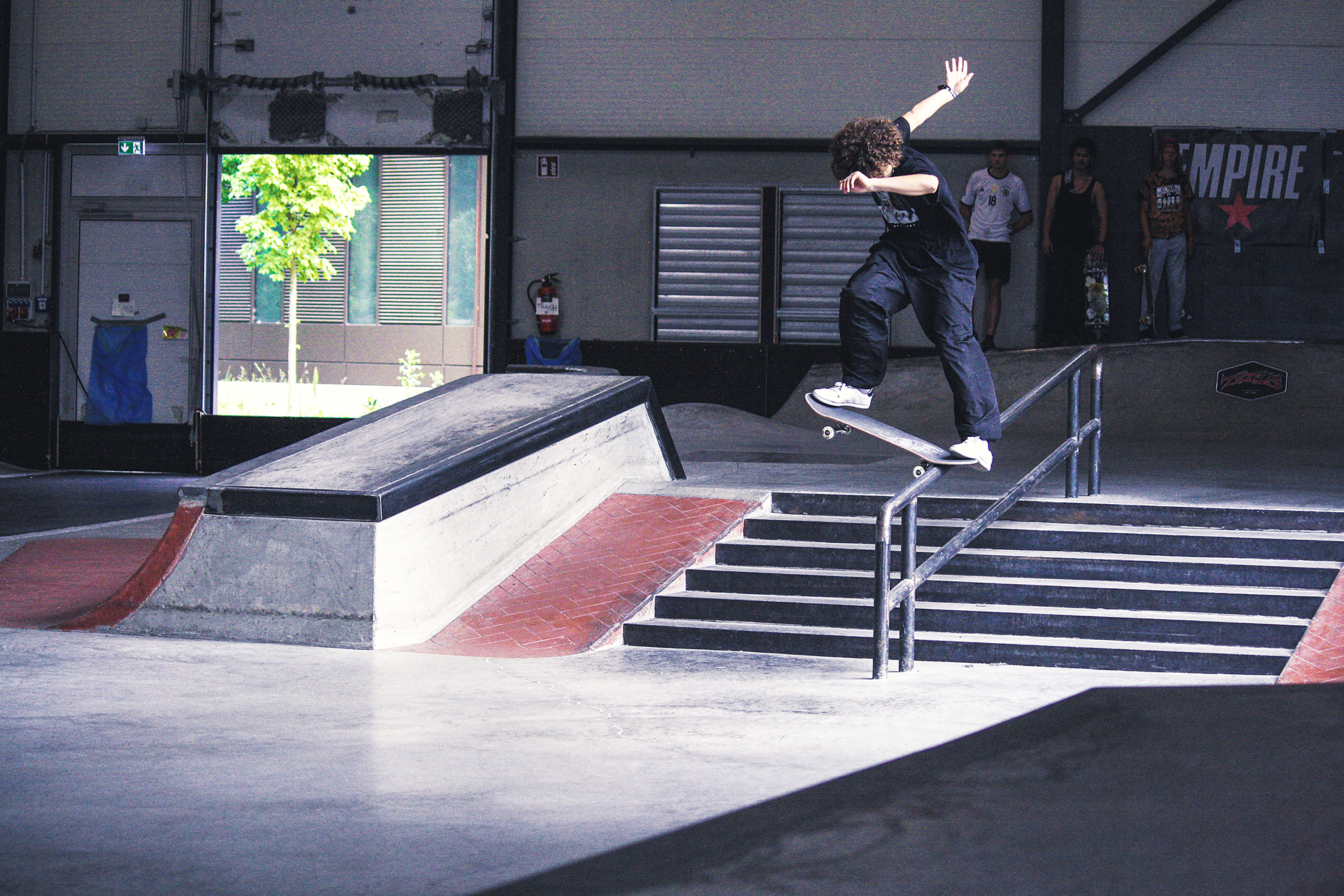 MarvinSauer_FsNosebluntslide_SML.jpg
