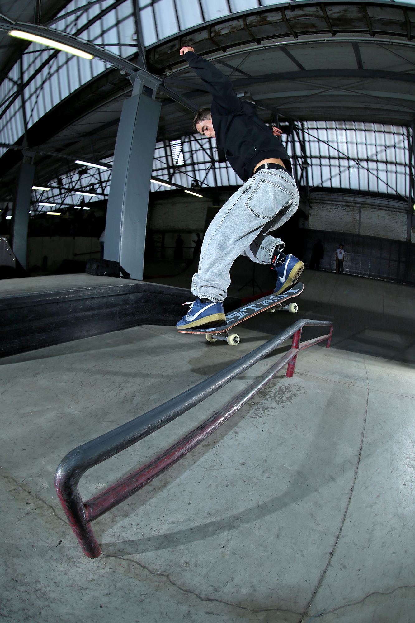 RobinLavalle_BsLipslide_LocalsOnly2025_Gentsch_adj_BLOG.jpg