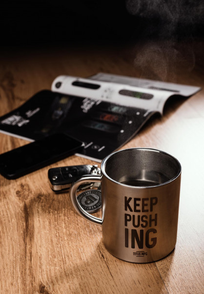 TITUS-Verschiedenes-KEEP-PUSHING-Mug-silver-Unteransicht_600x600.jpg