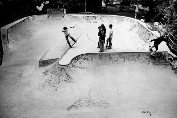 Tom_Kleinschmidt_FS_NosebluntSML.jpg