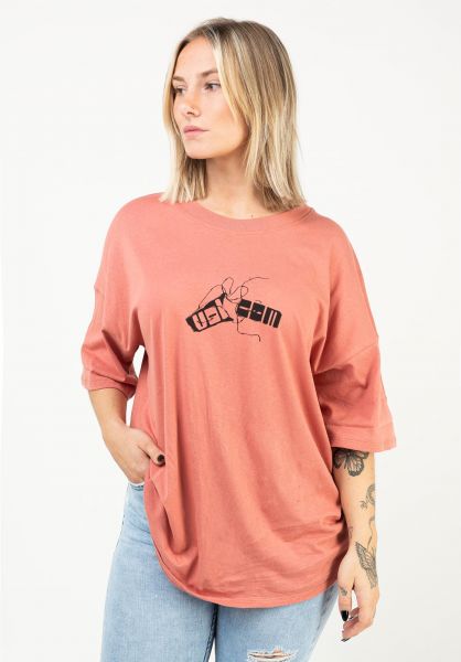 Volcom_Duesseldorf_female_2.jpg