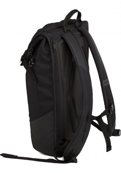 aevor-rucksaecke-daypack-black-eclipse-closeup2-0880944_600x600.jpg