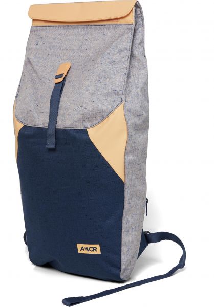aevor-rucksaecke-rolltop-bichrome-peach-seitenansicht-0880945_600x600.jpg