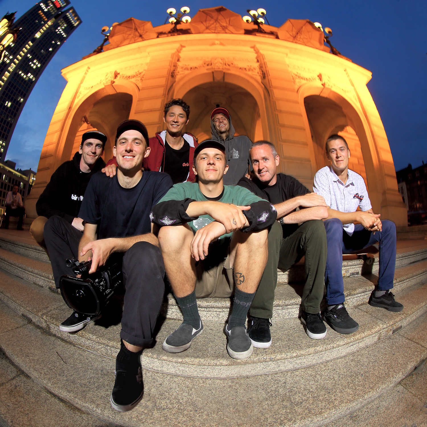 BirdhouseTeam_Frankfurt2018_Gentsch_adj__new.jpg