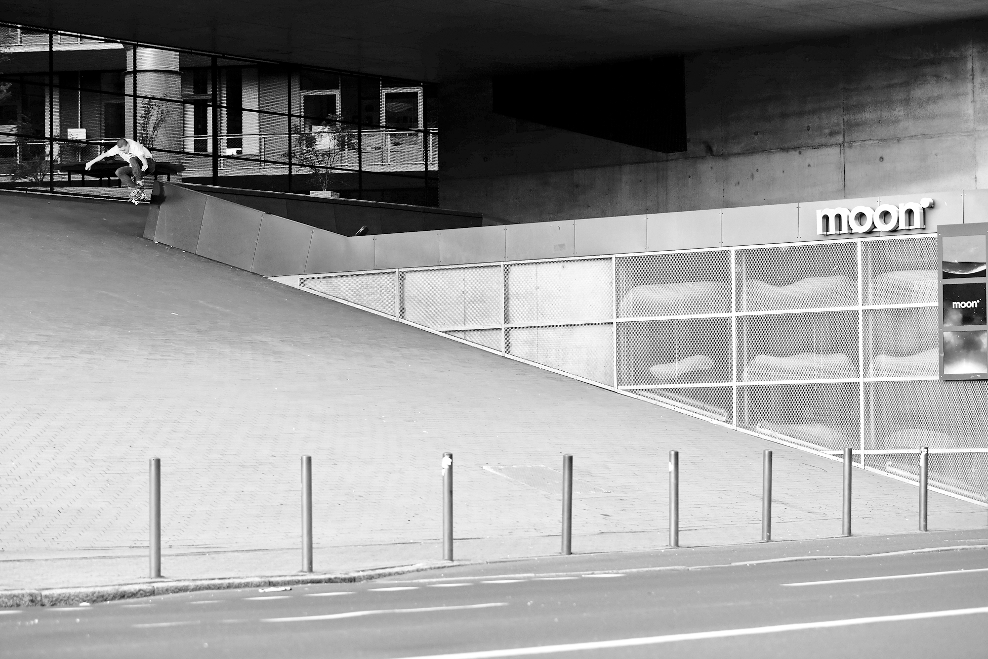 CliveDixon_Wallie_BW__Frankfurt.jpg