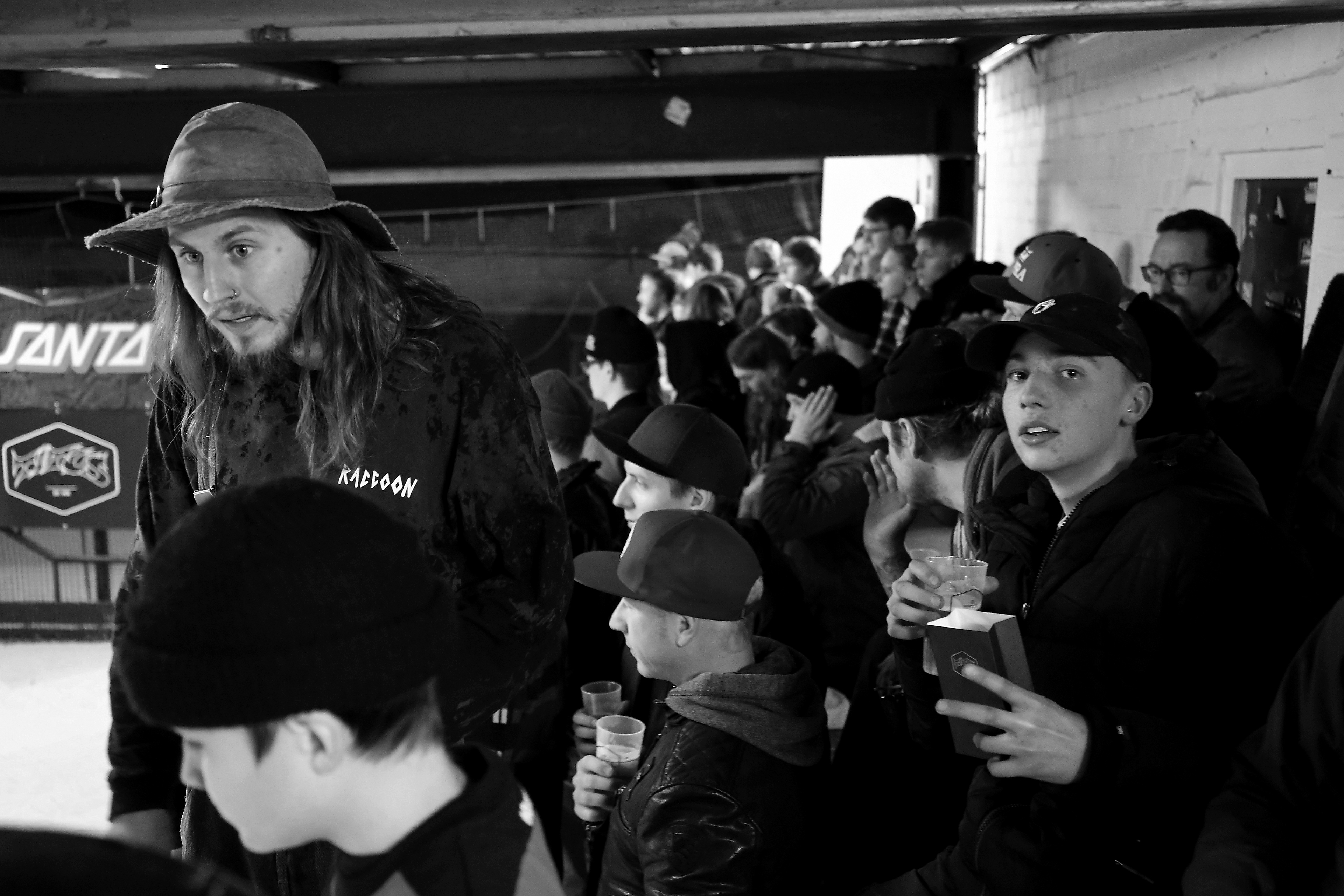 CrowedBW01.jpg