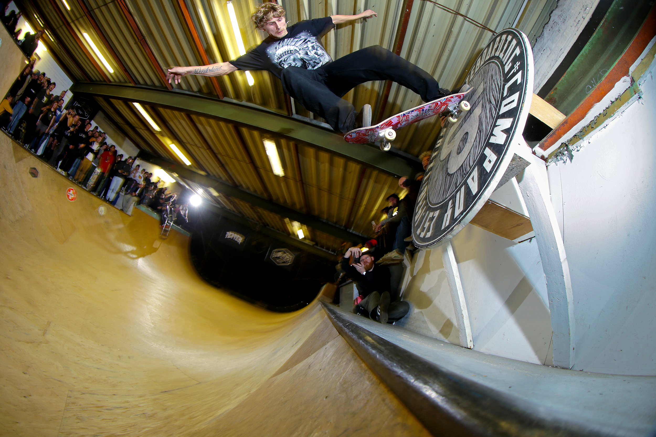 DannieCarlssen_FakieWallride_MinirampJam2024_Gentsch_adj_.jpg