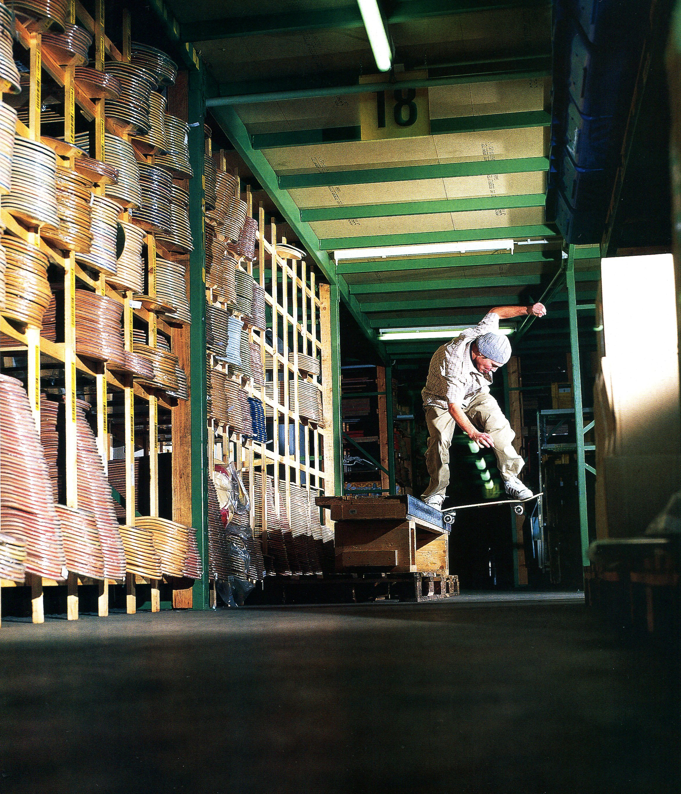 JaschaMueller_FsHalfcabFsNoseslide_2003.jpg