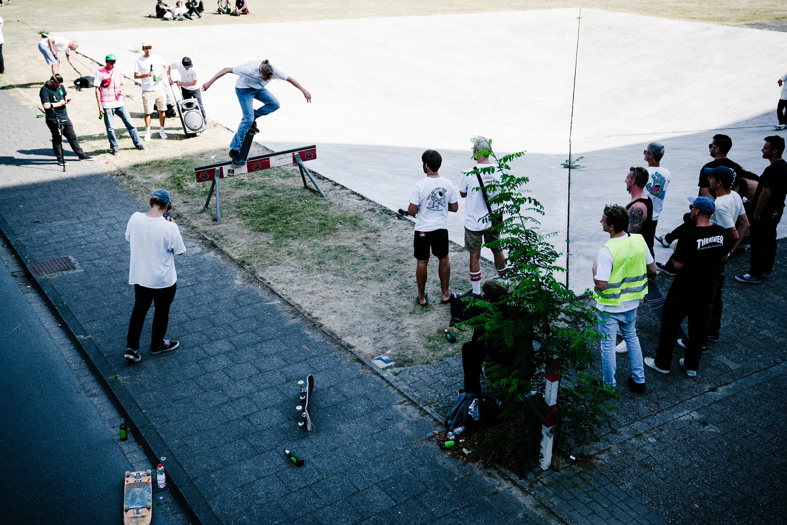 Tabo_Lo__chelt_BS_Noseblunt_SML_.jpg