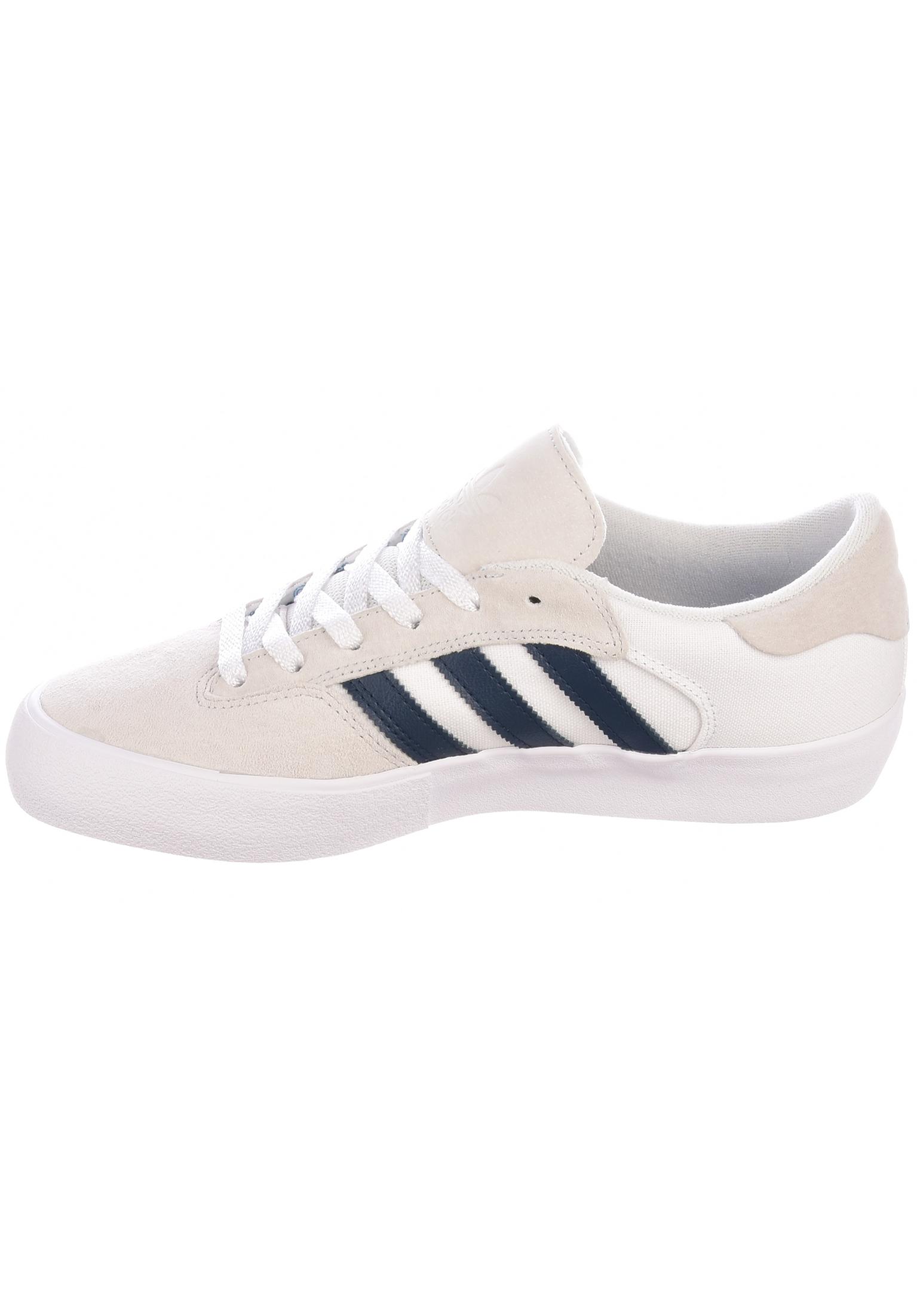 adidas-skateboarding-alle-schuhe-matchbreak-super-crystalwhite-navy-white-oberansicht-0604762.jpg