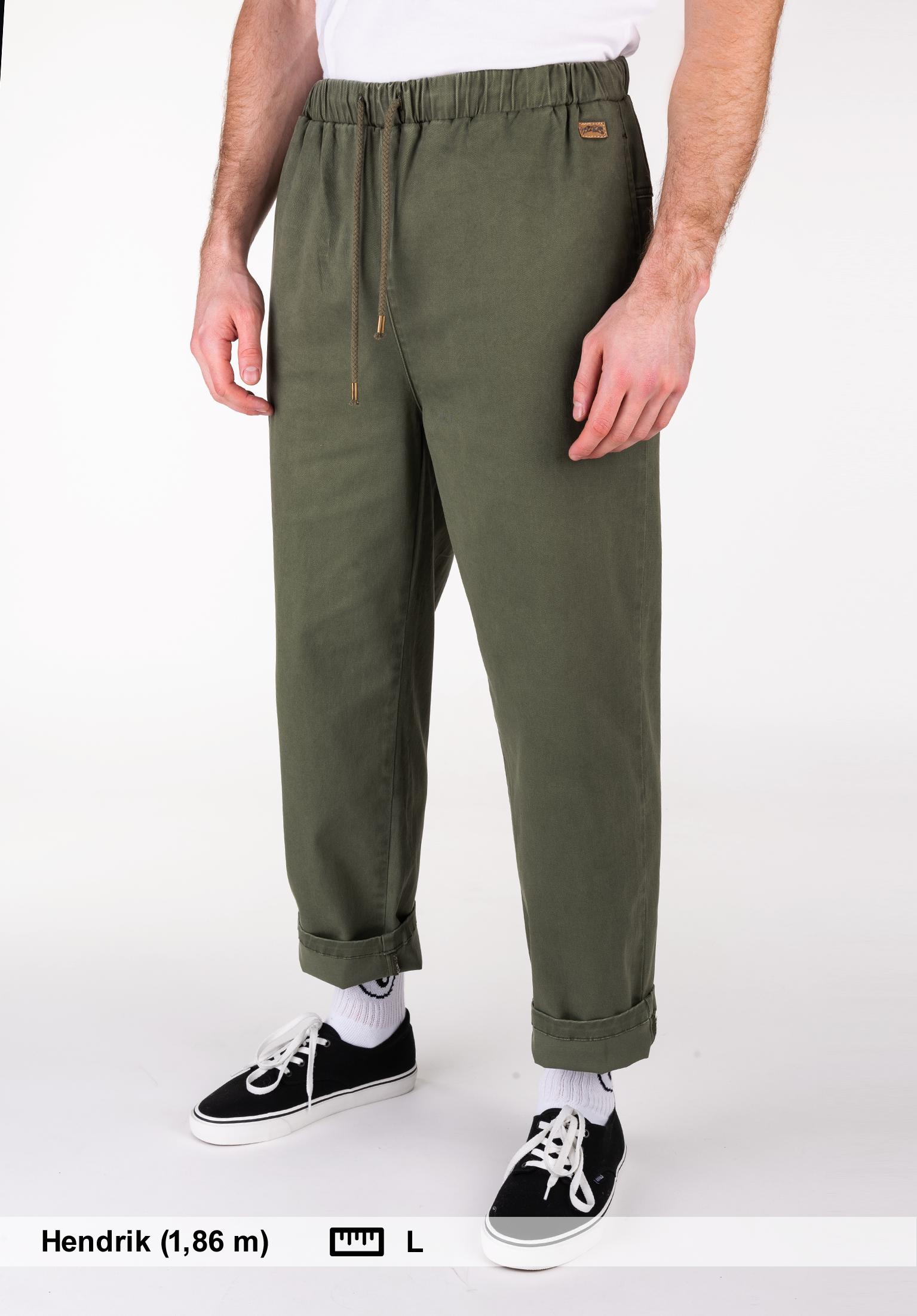 titus-chinos-und-stoffhosen-surpa-olive-vorderansicht-0521011.jpg