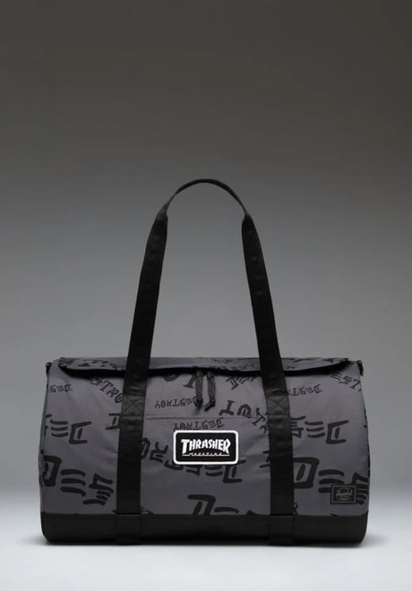 Herschel x Thrasher Skate Duffle Tasche asphalt/black destroy – Vorderansicht