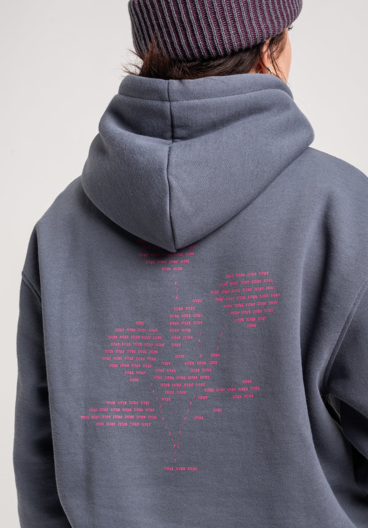 TITUS Dilja Hoodie greyblue – Detailansicht 2