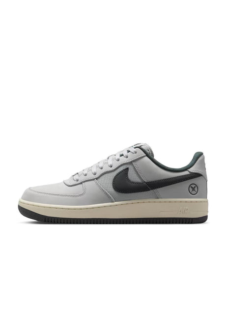 Nike SB Air Force 1 Yuto Schuhe Jungs white-irongrey-white-coconutmilk – Vorderansicht