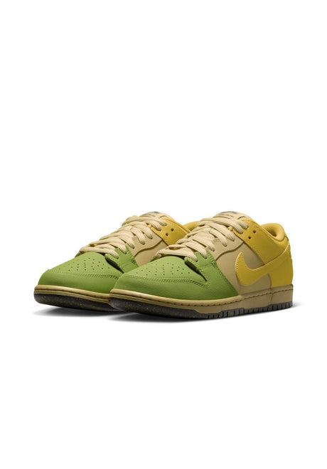 Nike SB Dunk Low pro WC Schuhe Jungs safronquartz-safronquartz-pear – Rückenansicht