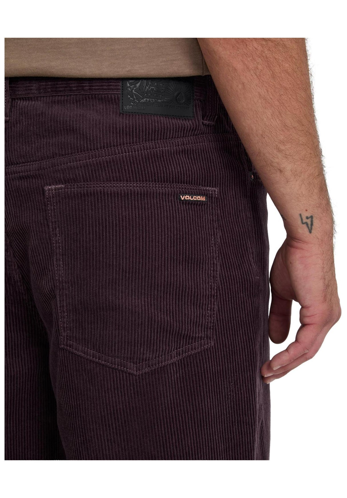 Billow Tapered Cord raisin Closeup1