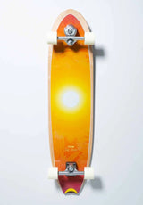 YOW Calmon 41" Signature Series Surfskate Cruiser-Komplett orange – Vorderansicht