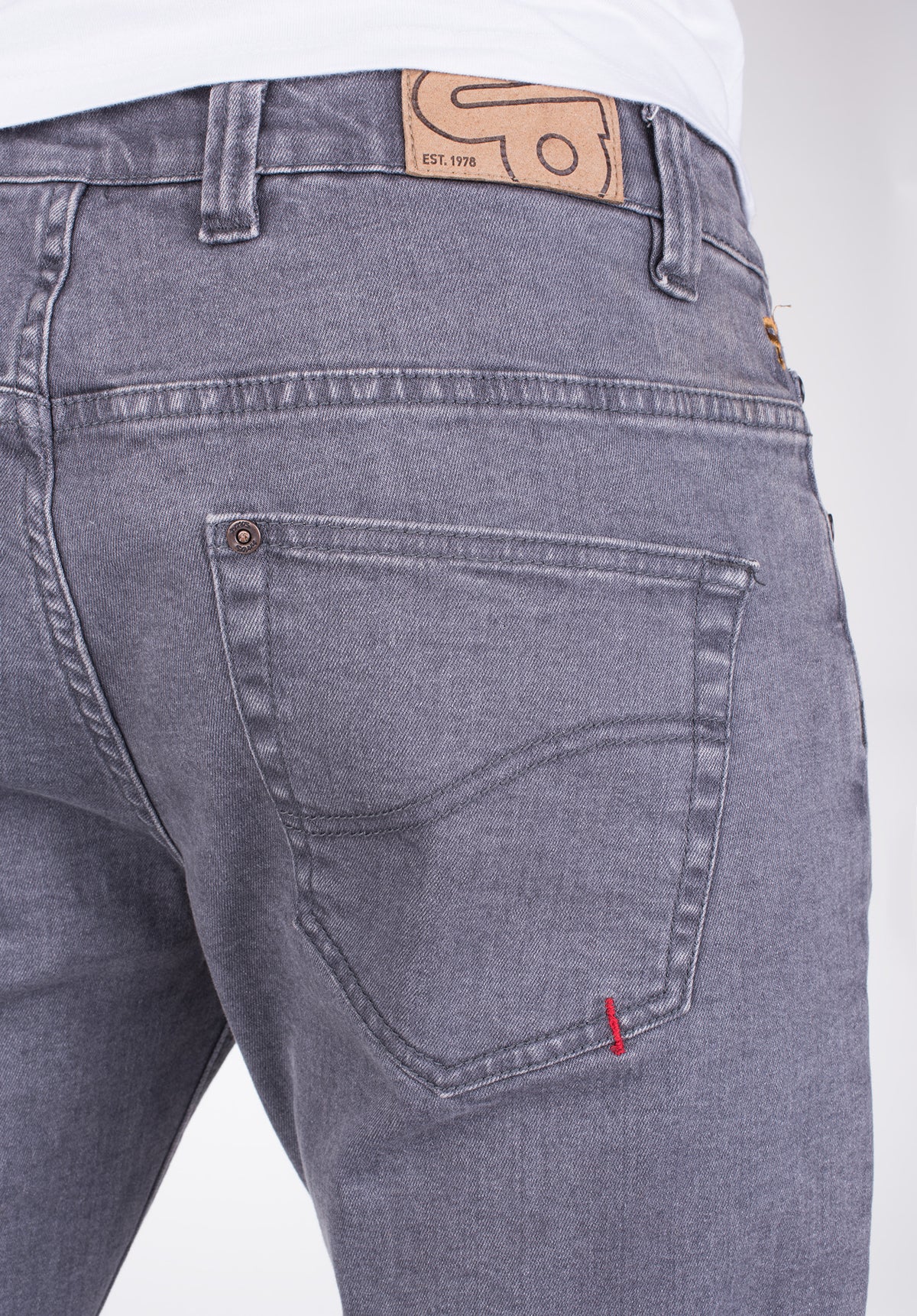 TITUS Taper Fit Jeans stonegrey – Oberansicht
