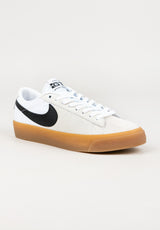 Nike SB Zoom Blazer Low Pro GT Schuhe Jungs white-black-white-white – Vorderansicht