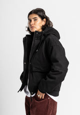 Enie black Closeup1