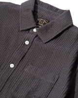 Tonal black Closeup1