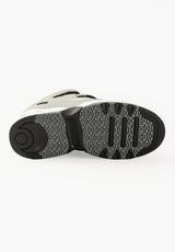 D3 E grey-grey-black Closeup2