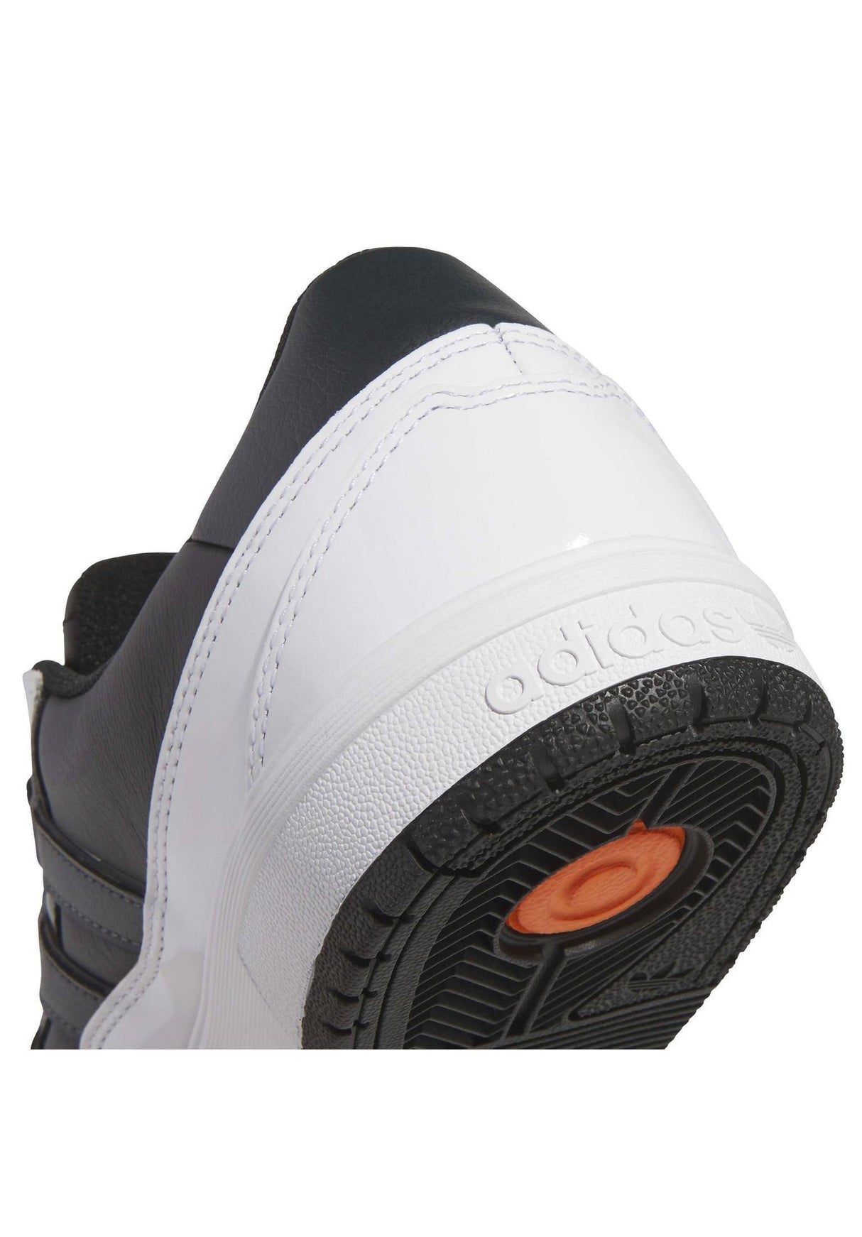 Tyshawn 2 coreblack-carbon-white Unteransicht