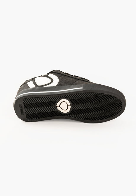 211 Vulc Bold black-white Closeup2