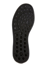 Hyde black-black-black Closeup2