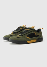 Quattro olive-black Rueckenansicht
