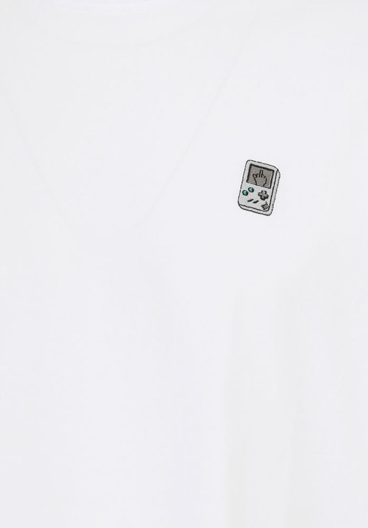 Play Different white Closeup1