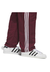 Superfire TK darkred-white Closeup1