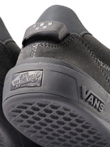 Skate 2 Wayvee atibagray Closeup2