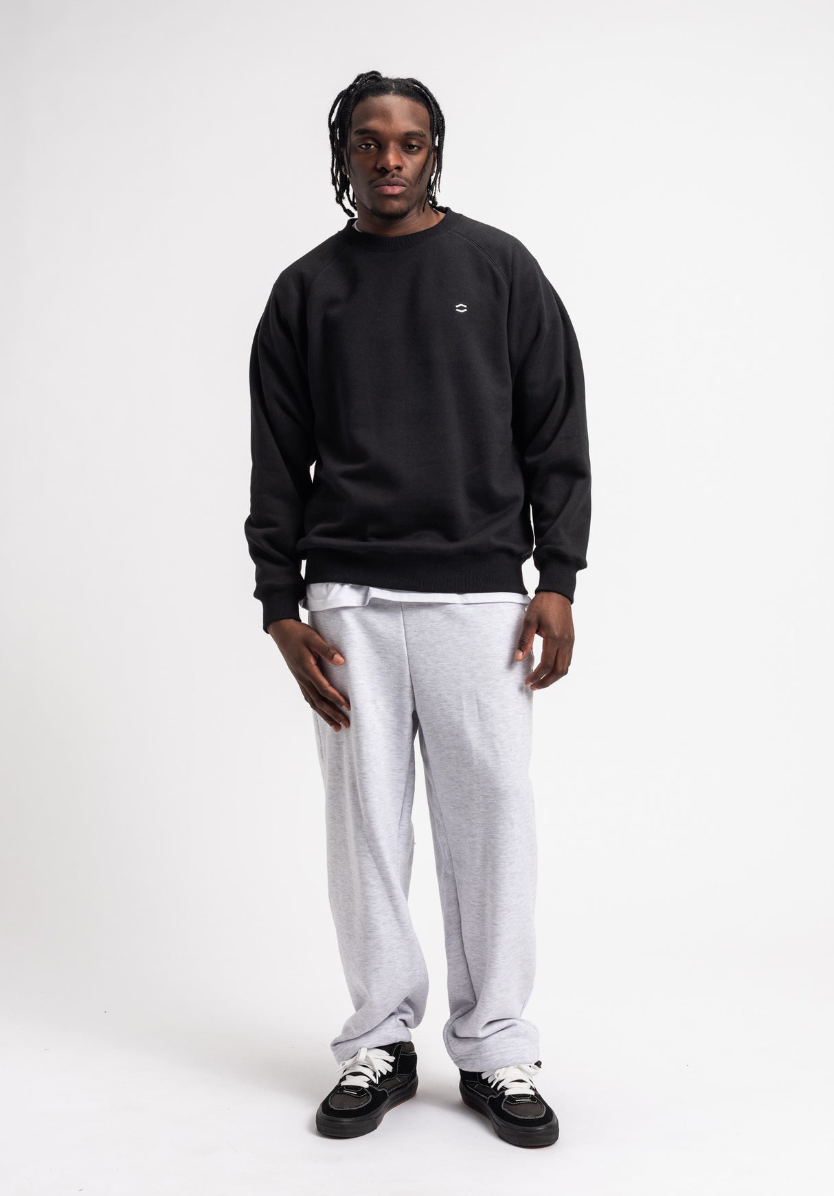 HXGN black Closeup2