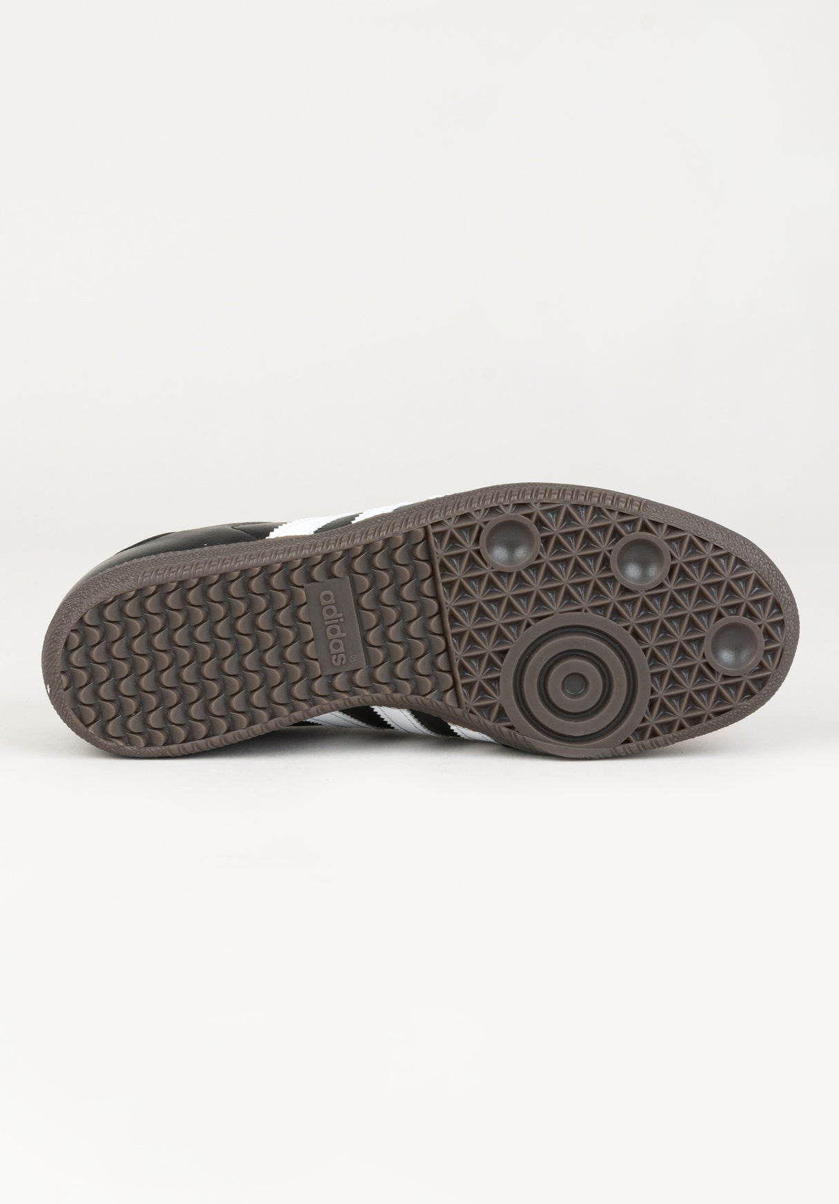 Samba ADV coreblack-white-gum Closeup1