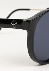 Johan black-black Close-Up1