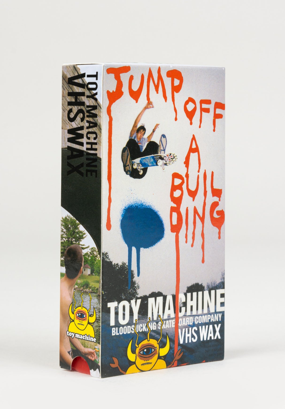 Wax V.H.S Jump of a Building red Rückenansicht