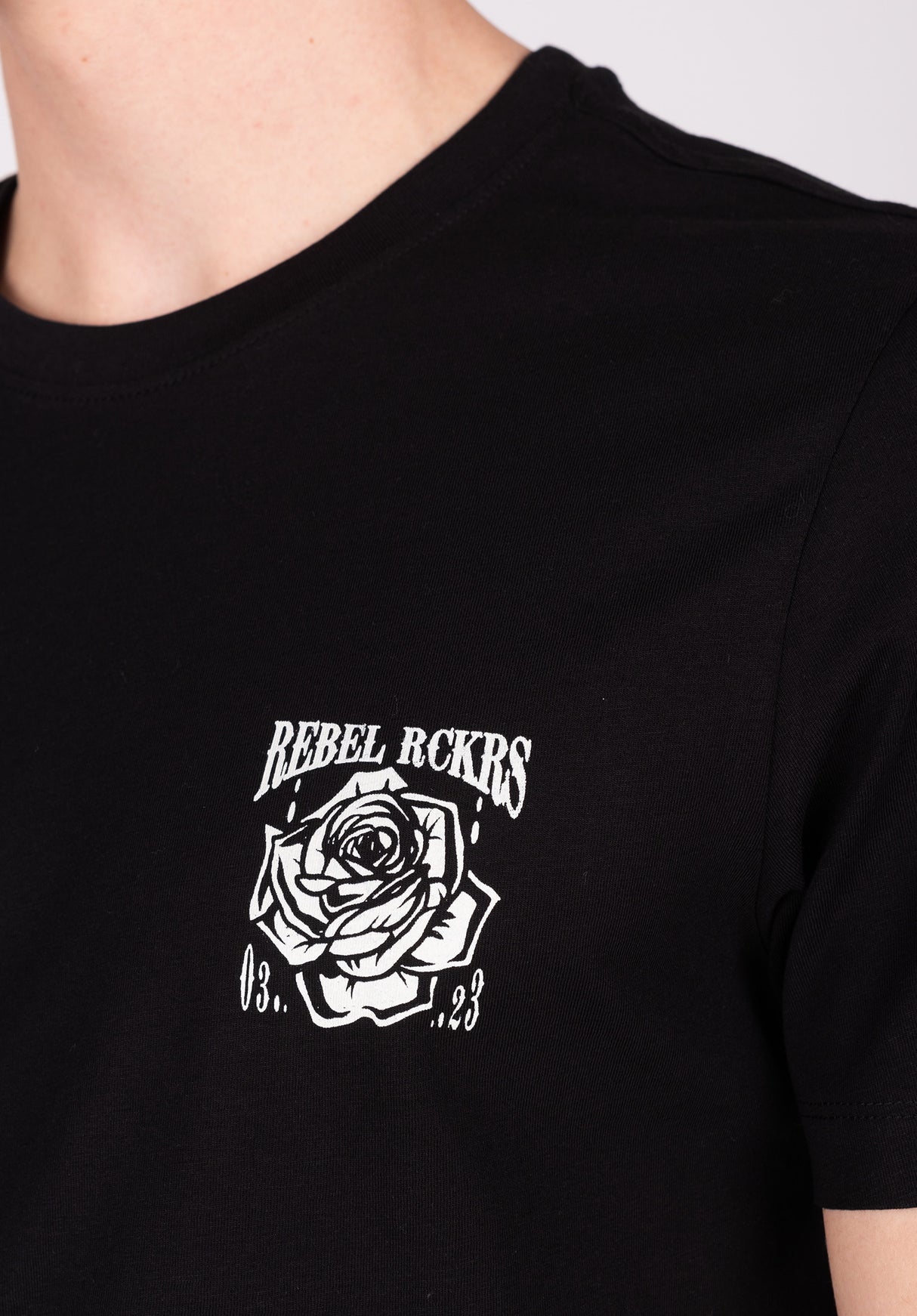 Janik|1,80|L