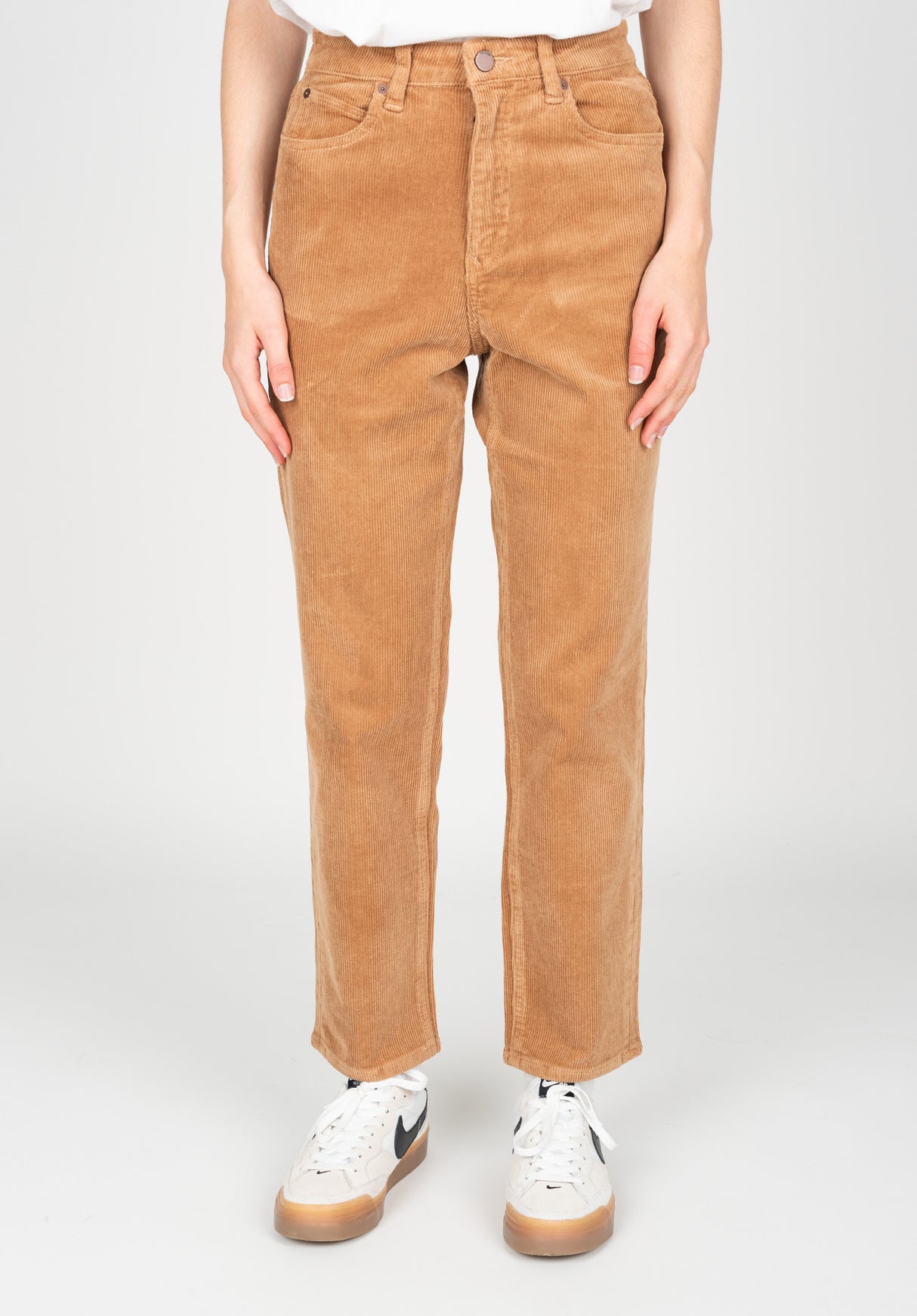 Mara|1,65|26