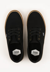 Clubman black-gum Close-Up2