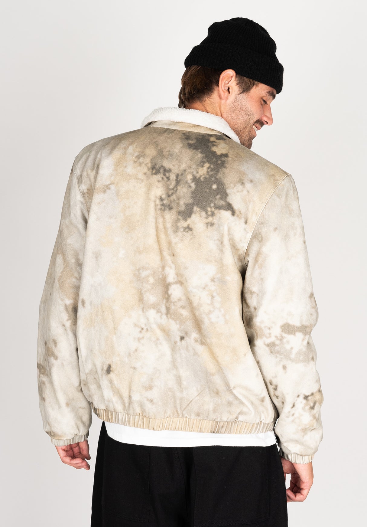 Toni|1,80|L